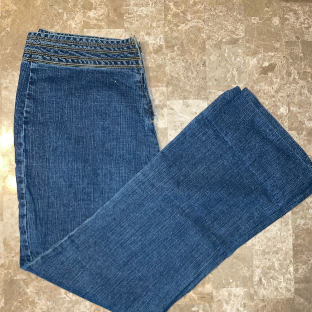 Retro pants size 11 with zipper in the back
